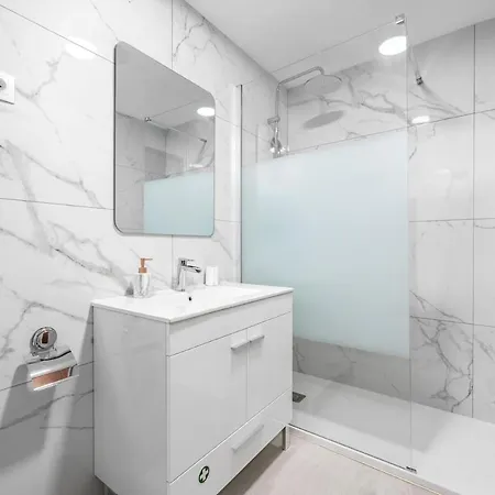 Apartment Orion's Retreat Garajau, *